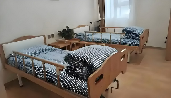深海霸主：金主有颜又有钱